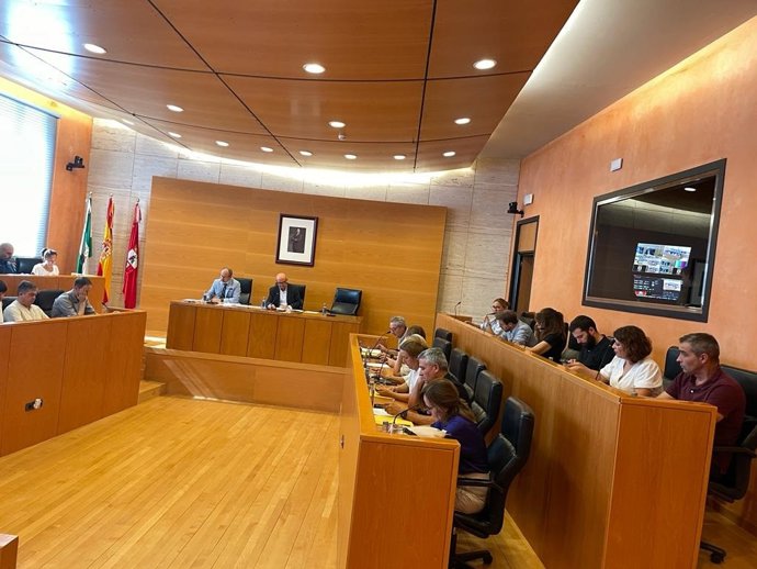 Archivo - Pleno del Ayuntamiento nazareno.
