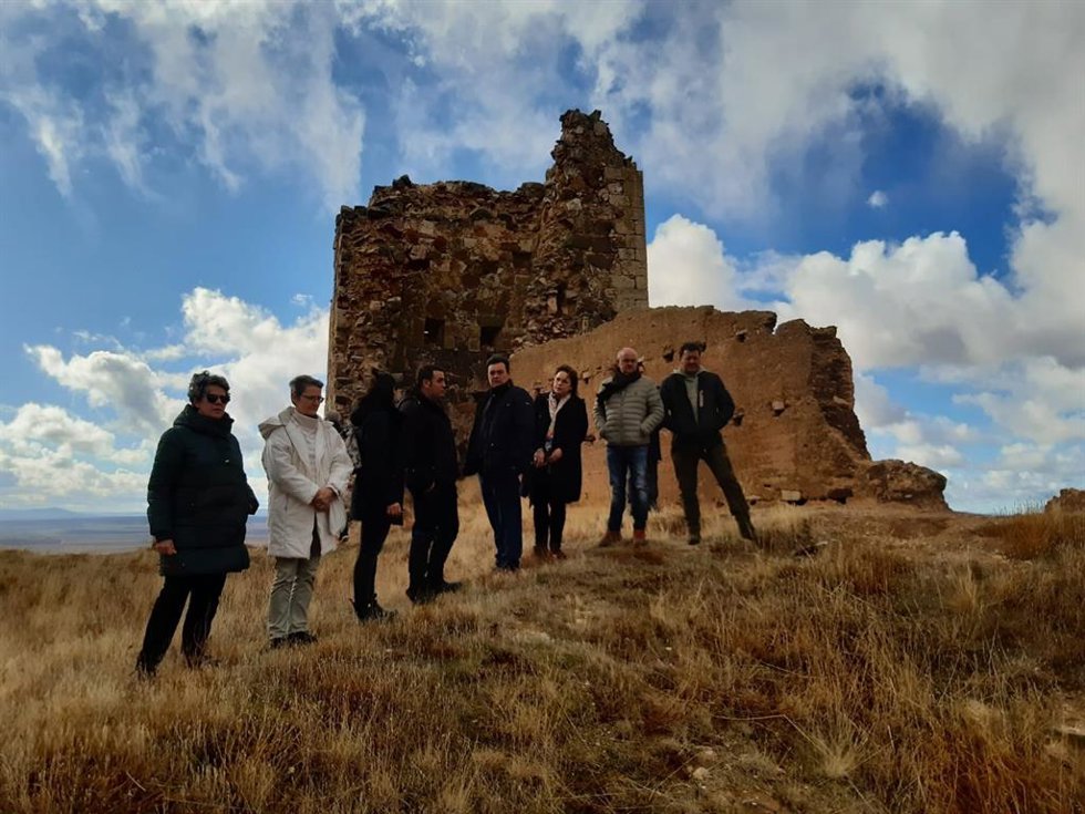 El Ministerio de Cultura invertirá 291.102 euros en el castillo de Santed para que se convierta en referente turístico.