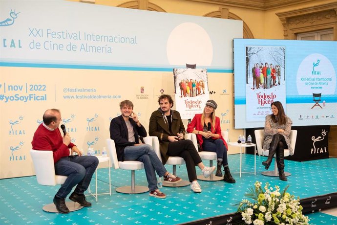 La comedia 'Todos lo hacen' se presenta en Fical