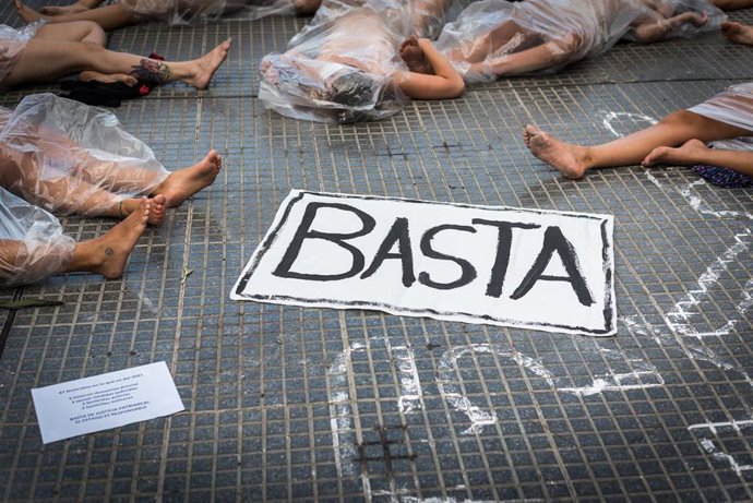 Una manifestación contra la violencia de las mujeres en Argentina