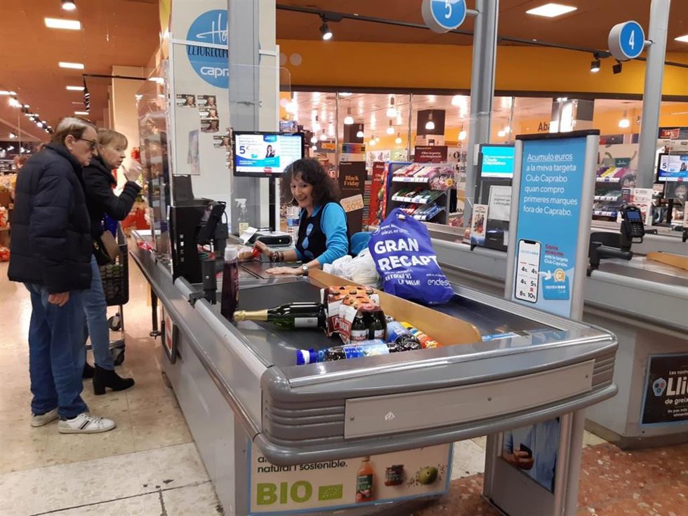 Caprabo pone en marcha la 14 edición de la Gran Recogida de Alimentos de los bancos de alimentos