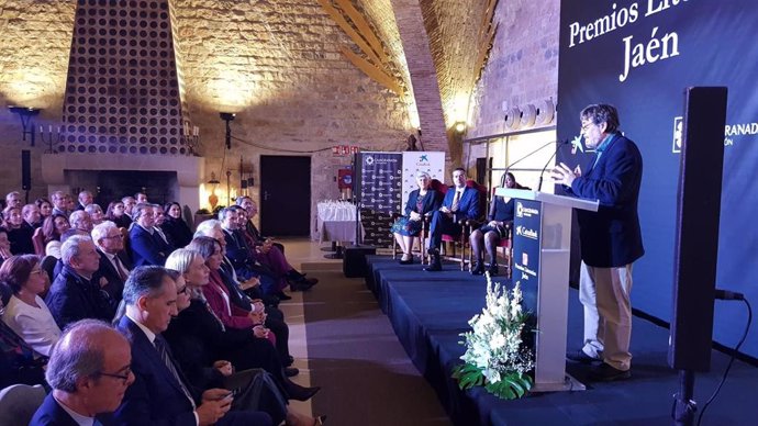 Alegato de García Montero a favor de la literatura y la poesía en los Premios Literarios Jaén