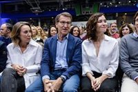 Feijóo responde a Vox ante Ayuso y Almeida: "Nuestro objetivo no es llenar las calles sino llenar las urnas"