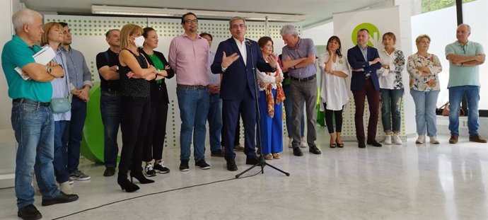 El presidente de Nueva Canarias, Román Rodríguez, comparece en rueda de prensa