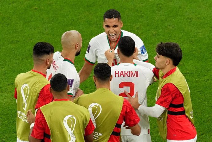 Abdelhamid Sabiri celebra su gol en el Bélgica-Marruecos