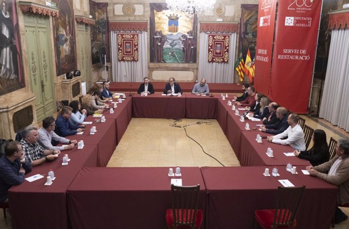 Los alcaldes del clúster cerámico firmarán en la Diputación el manifiesto 'Salvem la cermica'
