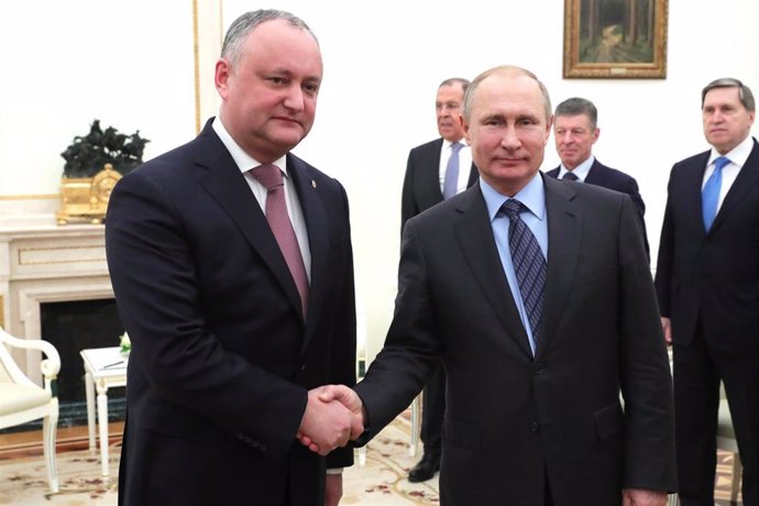 Archivo - Igor Dodon y Vladimir Putin en 2019