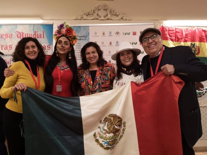 La diputada provincial Matilde Díaz en el IV Congreso Mundial de Letras Hispanas: Mujeres y Hombres Girasoles