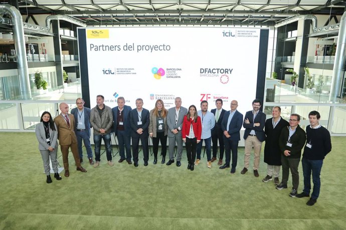 Imatge dels representants de CZFB, ICIL i BCL 