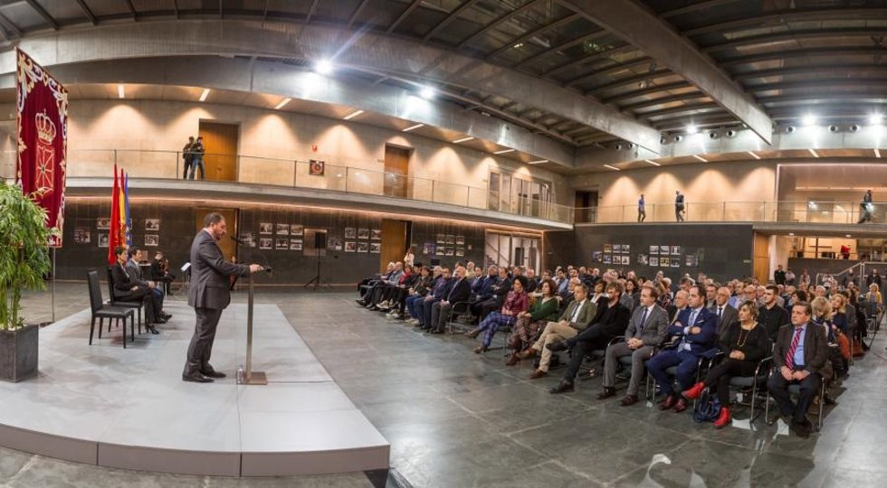 Imagen de archivo de una conmemoración del Día de Navarra por parte del Parlamento foral