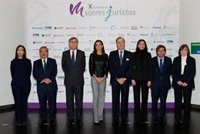 Almeida y el decano del ICAM reafirman el compromiso de avanzar por la igualdad en la Cumbre de Mujeres Juristas