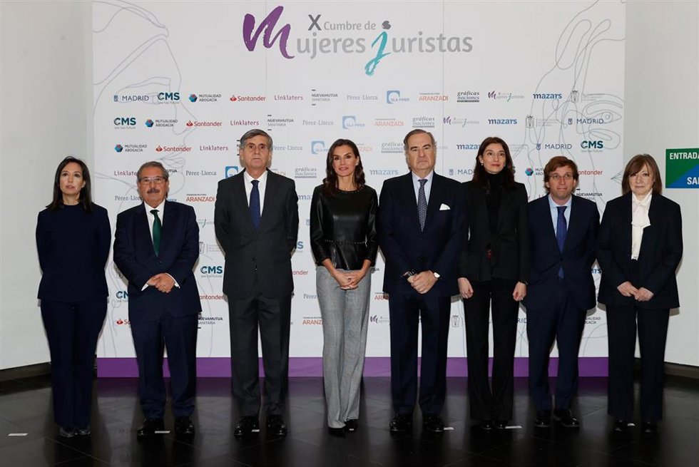 La Reina Letizia asiste al acto de apertura de la X Cumbre de Mujeres Juristas que organiza el ICAM