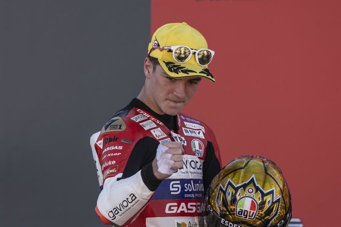 El motociclista Izan Guevara.