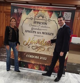El alcalde de Córdoba, José María Bellido, y la teniente de alcalde Promoción, Marián Aguilar, presentan el programa de Navidad 2022.