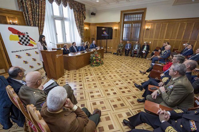 Reunión del Consejo Asesor del Clúster de la Industria de la Defensa en el Palacio de la Magdalena de Santander