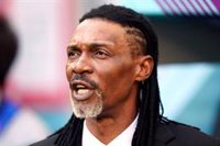 Rigobert Song, sobre la exclusión de Onana: "El equipo está por encima de cualquier jugador"