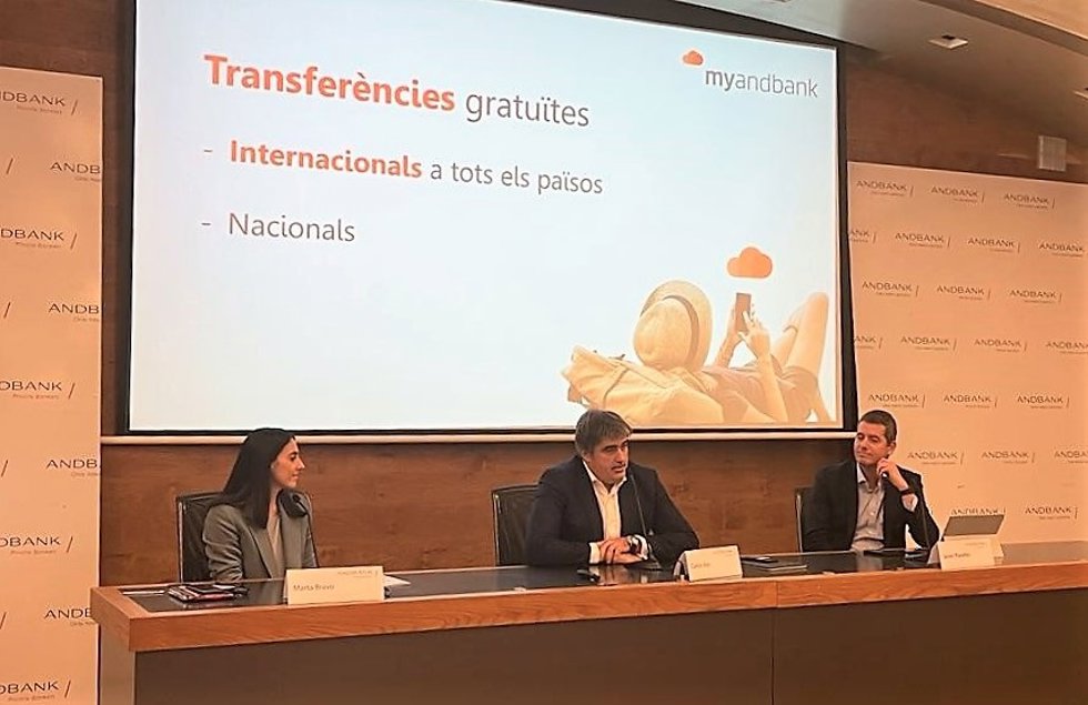 Ceo de Andbank, Carlos Aso; directora general de Estrategia y Negocio Marta Bravo; director general de Tecnología y Operaciones, Javier Planelles