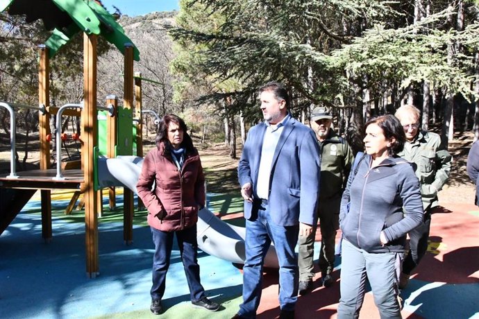 La Junta remodela y actualiza varios equipamientos de uso público en el Parque Natural Sierra de Huétor