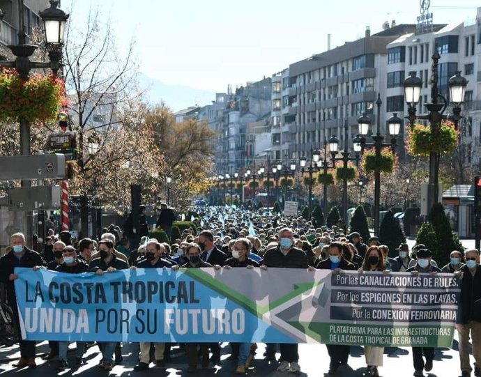 Manifestación por las infraestructuras de la Costa Tropical