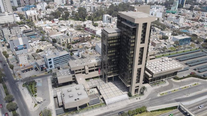 Edificio de Petroperú en Lima