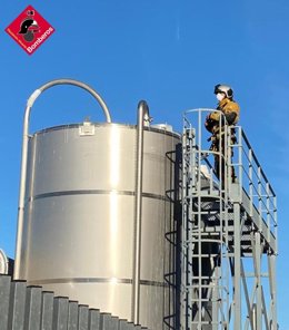 Nave que ha registrado un incendio en Redován