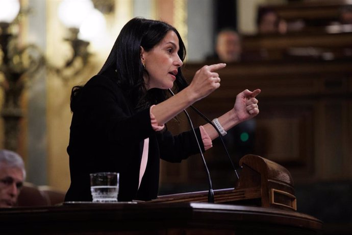 La líder de Ciudadanos, Inés Arrimadas, en una sesión plenaria en el Congreso de los Diputados, a 24 de noviembre de 2022, en Madrid (España). 