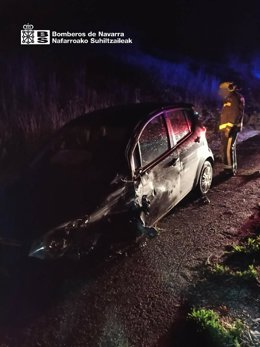 Un herido leve en una salida de vía en la A-12 en Guenduláin.