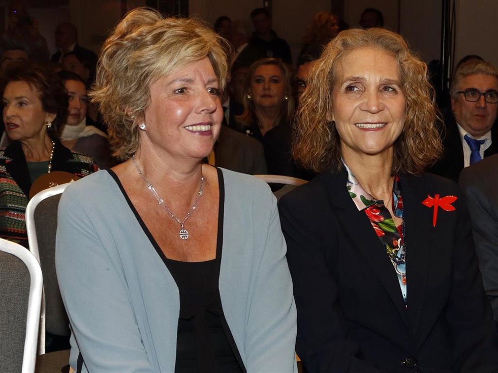 La Infanta Elena y Simoneta Gómez-Acebo en la tradicional subasta de capones de Cascajares