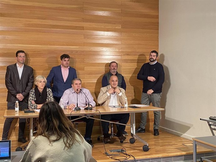 Miembros del PR en rueda de prensa tras el acuerdo con La España Vaciada