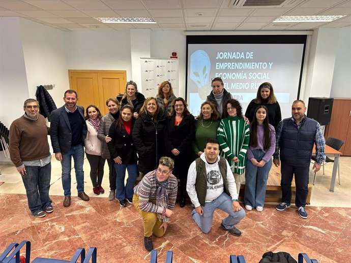 Unas jornadas en Antequera y en Pizarra sobre emprendimiento y economía social abordan aspectos relacionados con la estrategia comunicativa y el uso de herramientas digitales en las empresas.