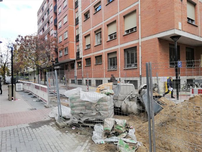 El PP lamenta el "despropósito" en las obras de las Cien Tiendas que se van a prolongar "hasta octubre de 2023"