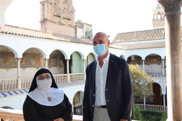 Nota De Prensa Y Foto Archivo Convento Santa Inés