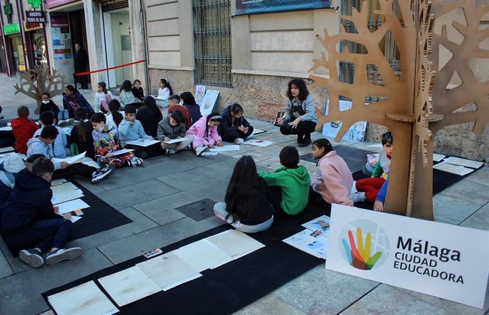 El Ayuntamiento de Málaga se une a la celebración del Día Internacional de la Ciudad Educadora.