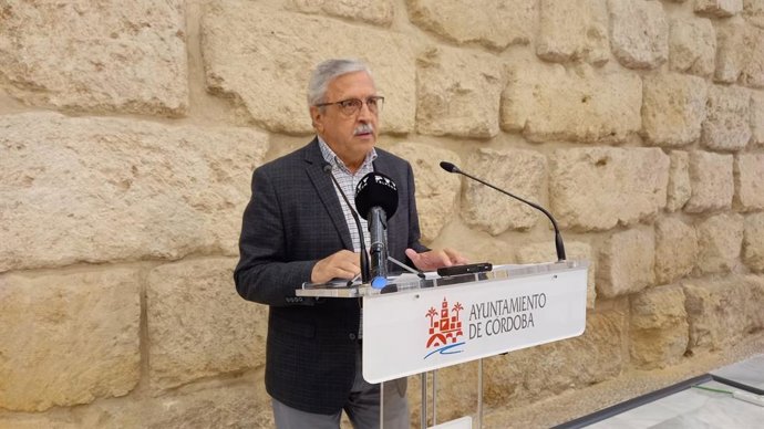 El edil del PSOE en el Ayuntamiento de Córdoba José Rojas.