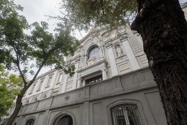 Archivo - Fachada del Tribunal Supremo.