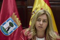 Inmaculada Sanz se salva de la reprobación con el respaldo de PP, Cs y Vox y Almeida agradece su "grandísimo trabajo"