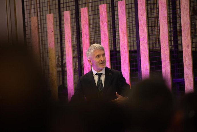 El ministro del Interior, Fernando Grande-Marlaska, clausura un acto en Pontevedra