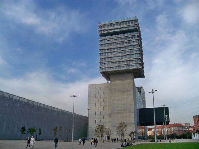 Archivo - Torre del BEC, en Barakaldo.