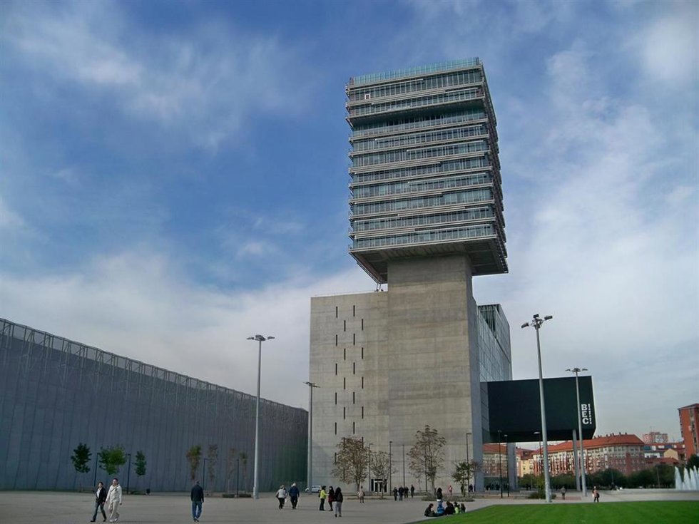Archivo - Torre del BEC, en Barakaldo.