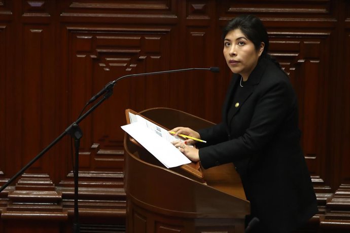 La primera ministra de Perú, Betssy Chávez