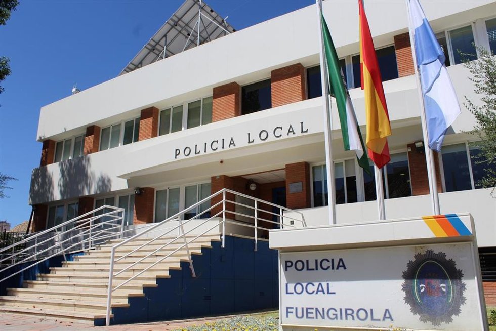Archivo - Imagen de archivo de la jefatura de la Policía Local de Fuengirola.