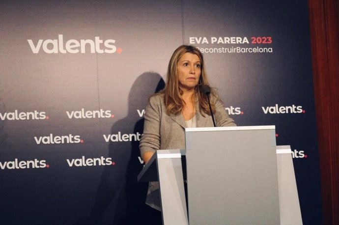 La presidenta de Valents, Eva Parera, en rueda de prensa.