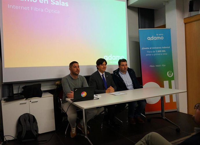 Fotos Y Audios Consejero Ciencia Encendido Fibra Óptica Salas