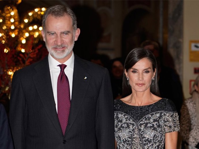 Los Reyes llegando al Hotel Palace de Madrid