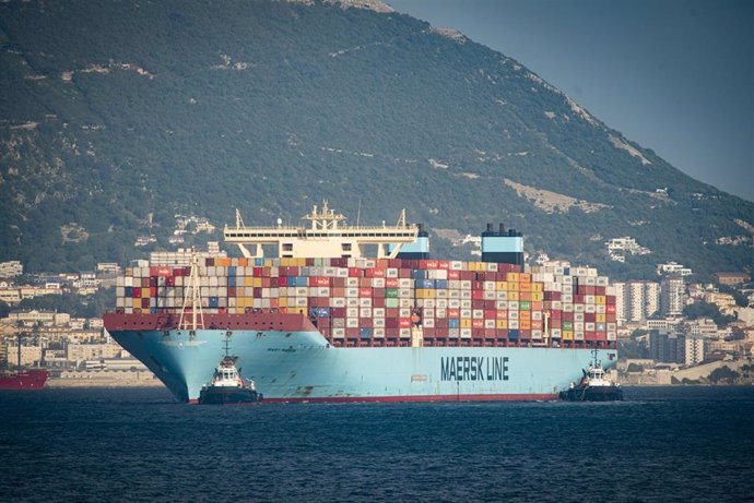 Archivo - Mary Maersk el megaship Triple E de 18270 teus que llega al puerto de Algeciras proveniente del Canal de Suez, es el primero que llega a España después del accidente. Algeciras  (Cádiz) a 03 de abril 2021. ARCHIVO