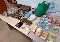 Doce detenidos y desmantelado el 'narcopiso' "más activo" de Sevilla en el barrio de Los Pajaritos