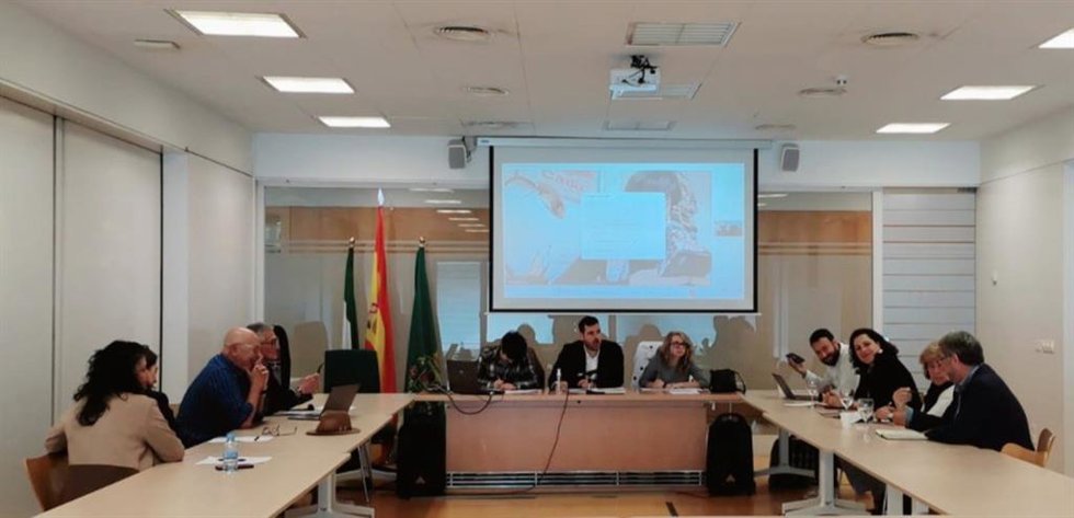 Jurado de la segunda edición del Premio Manuel Chaves Nogales de la Diputación de Sevilla y la Asociación de la Prensa de Sevilla.