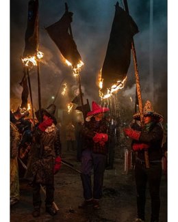 Fotografía de la procesión de 'El Vítor' de Mayorga de Campos (Valladolid) seleccionada como la ganadora por Castilla y León en el concurso 'España. Retrato de un país'.