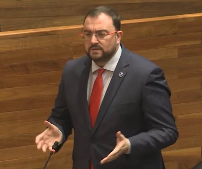 El presidente asturiano Adrián Barbón