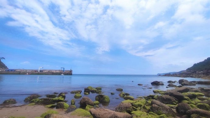 Archivo - Puerto de Tazones, en Villaviciosa.